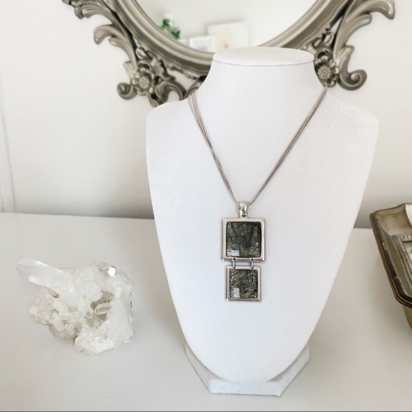 18 inch triple chain necklace - Picture 1 of 4